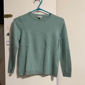 L.L. Bean Women's Light Green Crew Neck Sweater